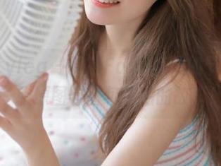 beautyleg – 跟随Faye运动的节奏，感受每一张原图与图包背后的故事！.txt