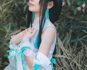 beautyleg – Lynn的连衣裙全套图包，带给你不同场合的搭配灵感.txt