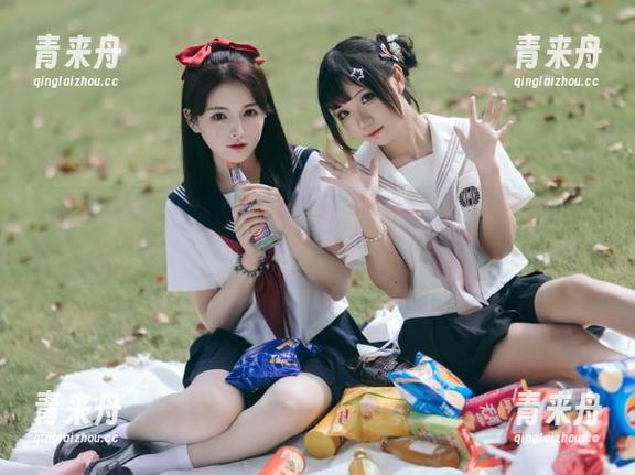 beautyleg-Maggie beautyleg - 发现Maggie眼镜的甜美瞬间:精彩写真作品集,免费下载体验.txt