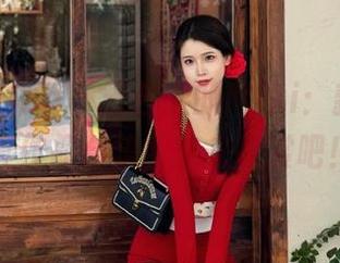 beautyleg – 天台上的Miki：新鲜出炉的写真作品合集，快来欣赏吧！.txt