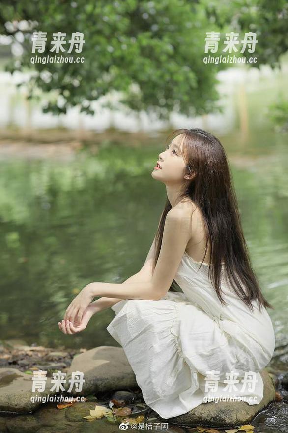 beautyleg - 迷人长腿由Wendy倾情演绎，分享她的精彩写真图片集！.txt
