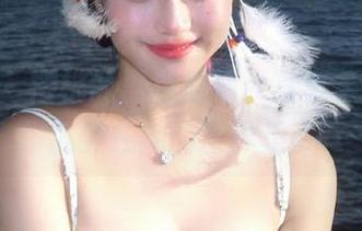 pans – 樱桃的黑色奇遇：写真集原图让你沉醉在她的世界里.txt