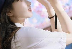 张扬个性的いくみ(育美)相部屋宿泊写真图包合集，一场视觉盛宴.txt