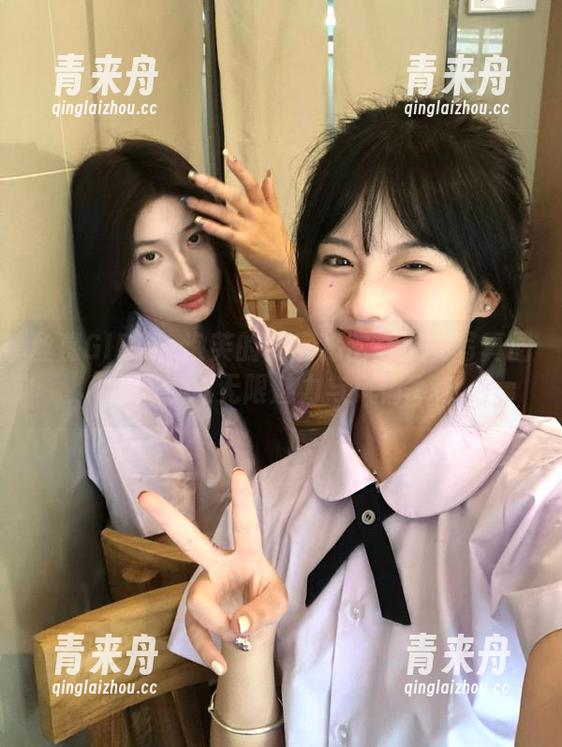 丝慕GIRL-泡芙 丝慕GIRL - 泡芙的私房秘密:皮衣写真图包,绽放无限魅力与风情.txt