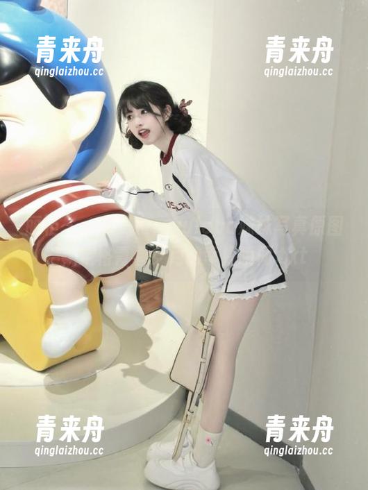 丽柜-yuleba 丽柜 - 一览无余:yuleba妹妹写真原图,定格青春岁月的幸福瞬间.txt