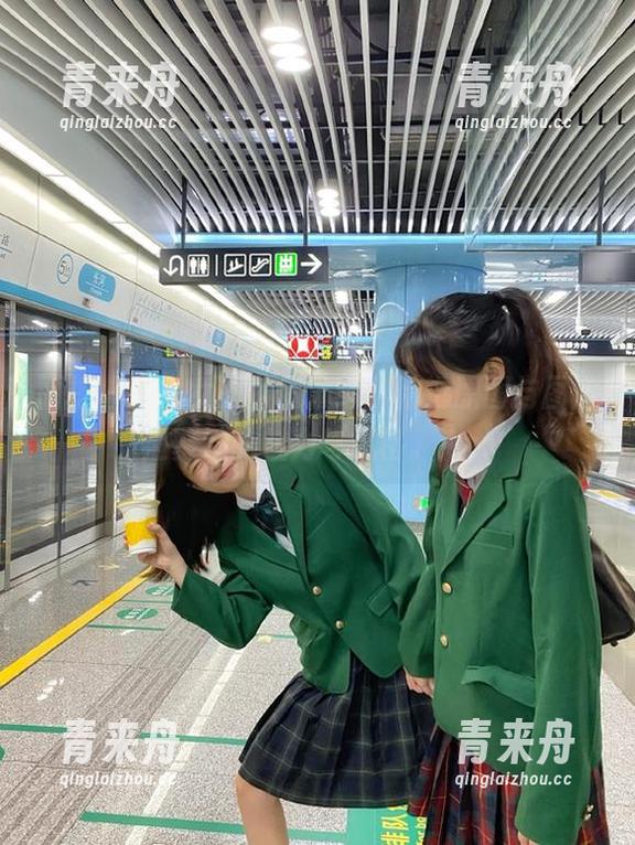 丽柜-凉儿 丽柜 - 凉儿女王倾情演绎,精选原图与图片汇聚她的魅力与风格。.txt
