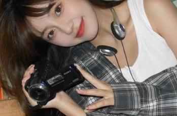 丽柜 – 唯美团子水手服写真作品，探索她的美图和精彩套图吧.txt
