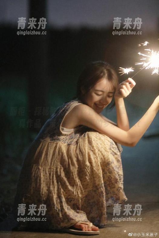 丽柜-敏儿 丽柜 - 探秘敏儿的颜丝香茧:分享她的写真作品,带你走进美丽的梦境!.txt