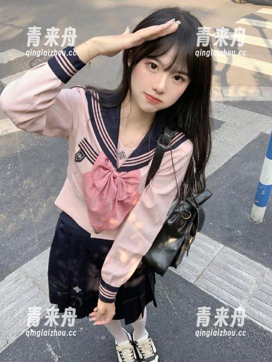 丽柜 - 探索文静丽柜典藏：全新图集下载，记录每一个动人的瞬间.txt
