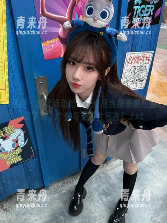 丽柜 - 苏黎运动的写真作品合集来啦！免费下载，个性与美丽全包含！.txt