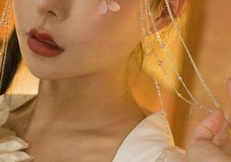 亚马逊鲶鱼JK的最新写真作品，免费套图送给热爱美的你！.txt