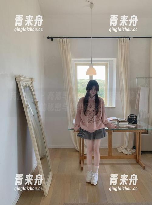 克拉女神 - 高清写真分享：探索汤怡隐藏的秘密与绝美风格.txt
