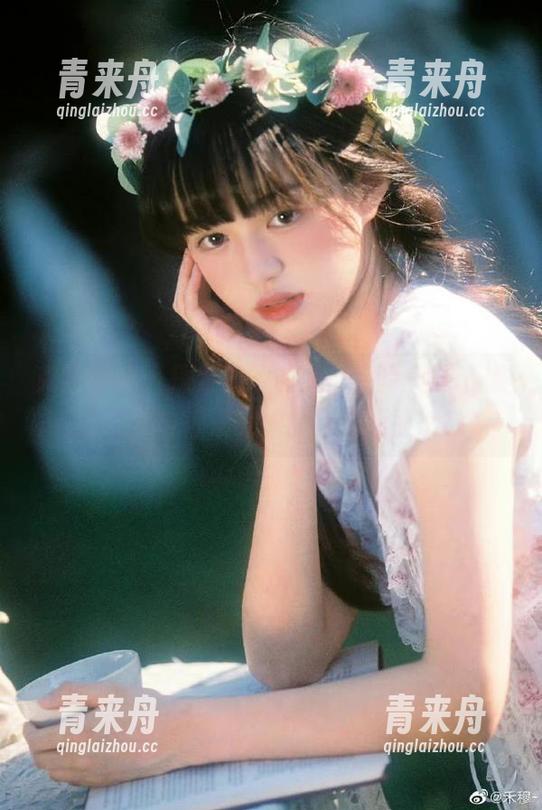 克拉女神-璇子 克拉女神 - 探索璇子花嫁的高清美图,感受唯美与浪漫交织的绮丽画面.txt