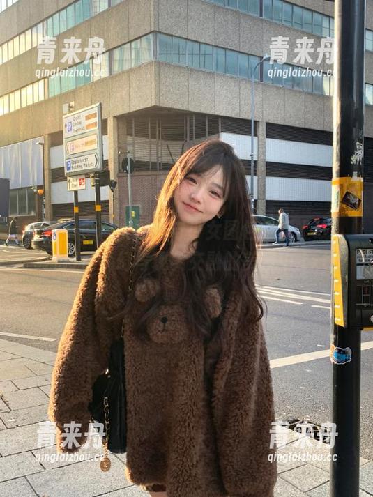 更新：兔玩映画猫与少女图包全新上线，沉浸在梦幻与现实交融的美景中.txt