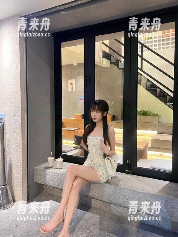 兔玩映画 兔玩映画打破常规,腿超细的妹妹图包为何能搅动时尚圈?.txt