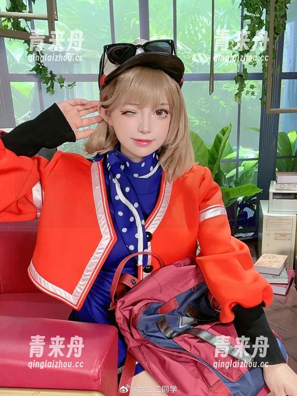 六二二同学 六二二同学女王主题cos套图,结合创意与美感,带来不一样的视觉享受!.txt