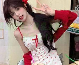 喵写真精品分享：课桌上黑丝美腿系列精彩合集.txt