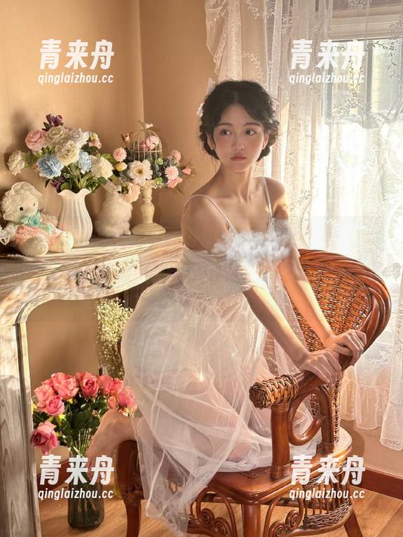 嗲囡囡-文芮jeninfer 嗲囡囡 - 从文芮jeninfer的牛仔裤合集中分享你的穿搭灵感,时尚就是这么简单!.txt