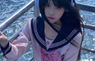 嗲囡囡 – 职业装之下的萌琪琪Irene：原图揭示她不仅有外表还有职场智慧的秘密！.txt