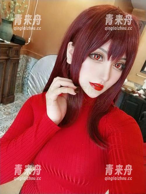 精致夏鸽鸽不想起床美足作品合集，开启你的全新视觉之旅.txt