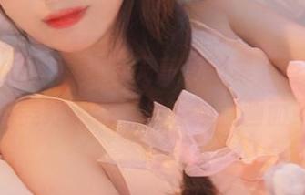 头条女神 – 易阳夏天高清图集，香气四溢的季节美好记忆，尽在细腻画面中.txt