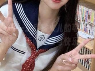 头条女神 – 一起欣赏火儿的可爱美图，在线获取无限灵感与快乐.txt