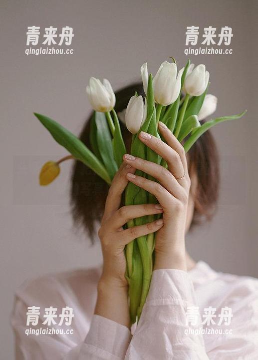 头条女神 - 把青春定格成美图，童安琪学妹的写真魅力尽显无遗.txt