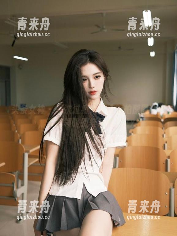 头条女神-蔡楠 头条女神 - 一次过瘾!蔡楠旅拍原图全集,带你领略别样风情!.txt
