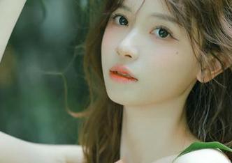 从容优雅，奈汐酱Nice高跟鞋写真作品，值得每一个时尚女孩学习！.txt
