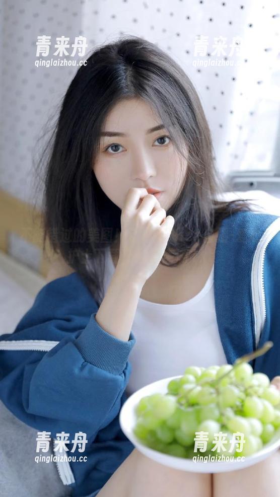不能错过的美图！奈汐酱Nice自撮-爱心护士下载，爱心满满.txt