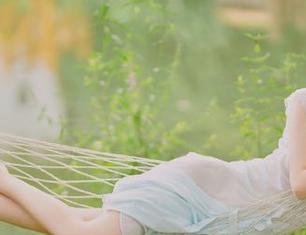 奈汐酱Nice的黑白世界，高清图库让每一幅作品都栩栩如生.txt