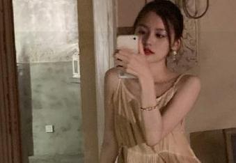 微密圈 – 最新作品集：你见过如此纯白的奔跑的晶骡子吗？要不要给她加点颜色啊？.txt