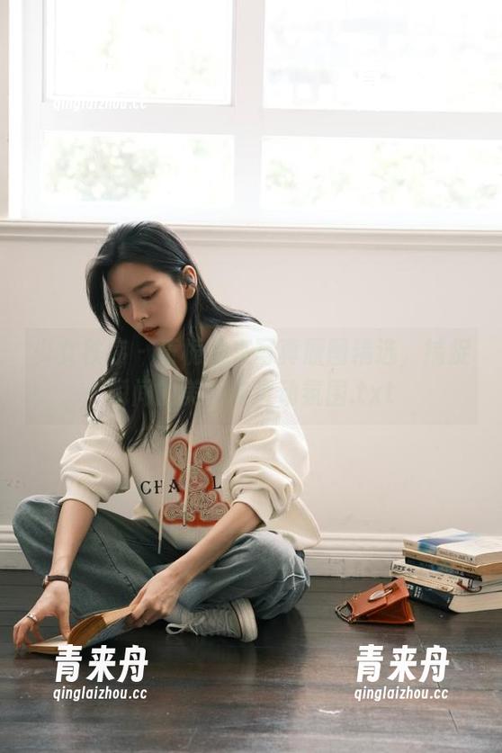 少女秩序-乐栀 少女秩序 - 乐栀油亮写真原图精选,捕捉瞬间的美好与灵动氛围.txt