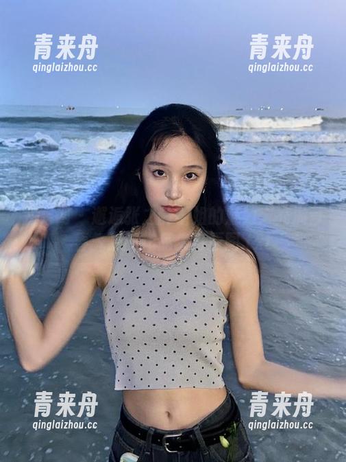 尤果网 - 邂逅张之龄学姐的魅力：充满青春气息的作品集与原图.txt
