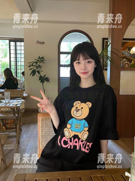 尤果网-晨曦 尤果网 - 透过晨曦的光影,走进私房裤里丝图集中的温柔与诱惑.txt