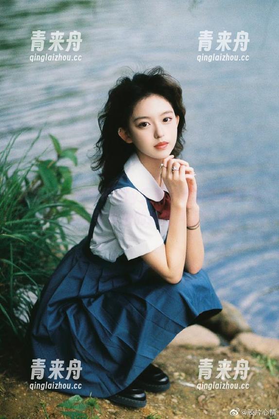 尤果网-欣杨Kitty 尤果网 - 欣杨Kitty空姐写真原图限时免费,快来领取她的独特风采!.txt