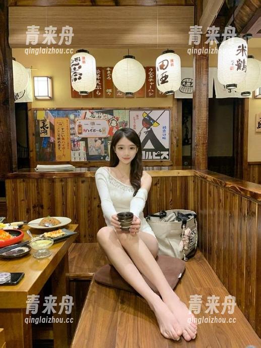 尤果网-芝芝Booty 尤果网 - 芝芝Booty蕾丝套图写真系列:细腻工艺与女性魅力的完美邂逅,怎能错过?.txt