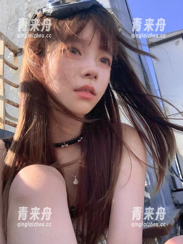 尤果网 - 最新谭晓彤女友写真，绽放无尽魅力，撩动你心底的那份柔情.txt