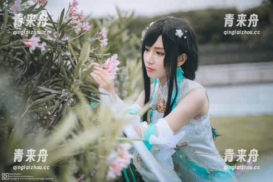 尤果网-贝拉 尤果网 - 她是贝拉:私房花嫁摄影作品中的青春与梦想.txt