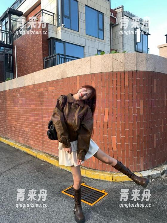 尤果网 - 感受赵伊彤的美图作品之旅，死库水展现出独特的艺术魅力.txt