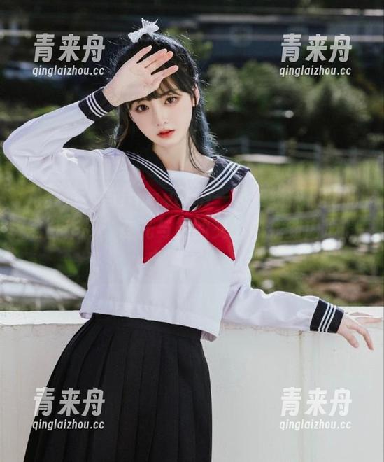 尤蜜荟-lingyu69 尤蜜荟 - 与lingyu69一起在线探索她的黑白作品,在光与影的交错中找到内心的宁静。.txt