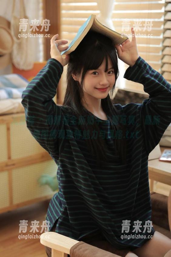 尤蜜荟-周妍希 尤蜜荟 - 周妍希全新奶牛主题写真,最新原图展现独特魅力与风格.txt