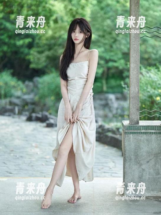 尤蜜荟-娜露selena 尤蜜荟 - 娜露selena居家写真限时免费下载,温馨生活就在指尖,快来获取.txt