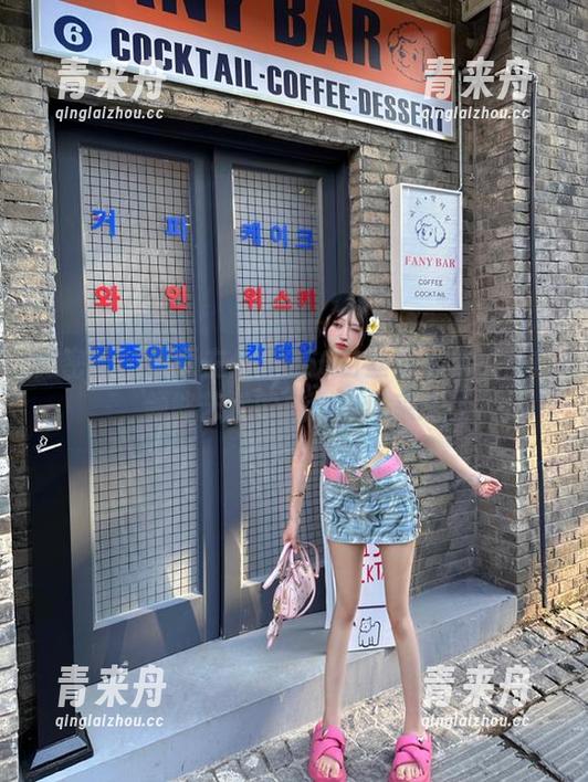 微密圈 - 最新左公子666白丝写真作品合集，领略艺术的魅力与风采.txt