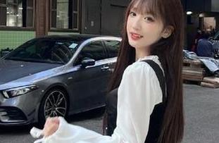 慕丝女郎 – 南南空姐私房图集：这不是普通的图集，这是飞向心灵的旅行！.txt