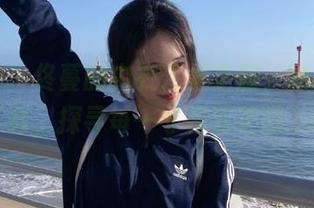 推女神 – 佟蔓的内衣艺术之旅，独家图包下载，探寻每一寸极致美感.txt