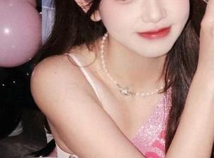 推女神 – 独特角度看魏扭扭棉袜写真，精选原图尽显她的风格.txt