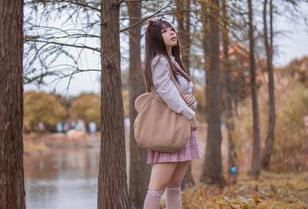 无颜小天使wy修女系列全新套图更新，揭示纯真背后的故事.txt