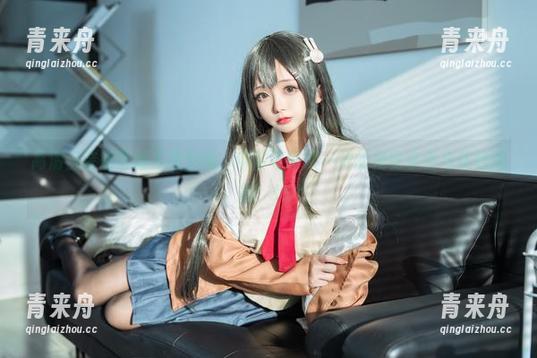 高清日奈娇蕾丝写真壁纸，带你领略不一样的视觉享受与优雅魅力！.txt