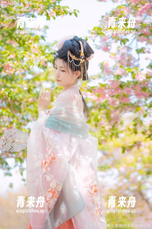 清新脱俗的星澜是澜澜叫澜妹呀，无圣光都市之夜图片定格了无数闪耀瞬间.txt